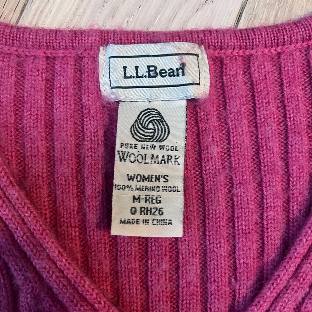 Vintage L.L. Bean 100% Merino Wool Ribbed V-Neck Sweater Women’s M - Woolmark - Picture 11 of 16
